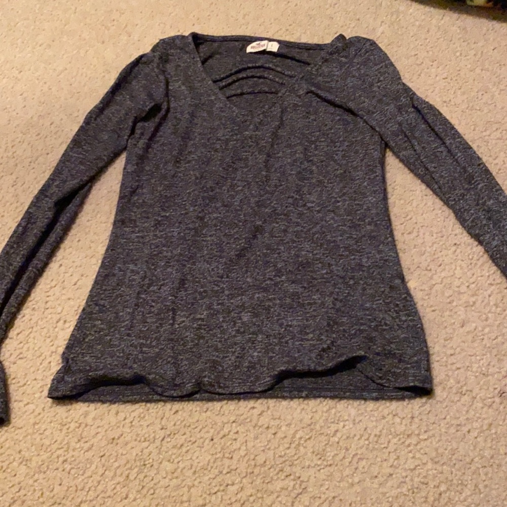 Hollister long sleeve shirt with cut out in the middle
